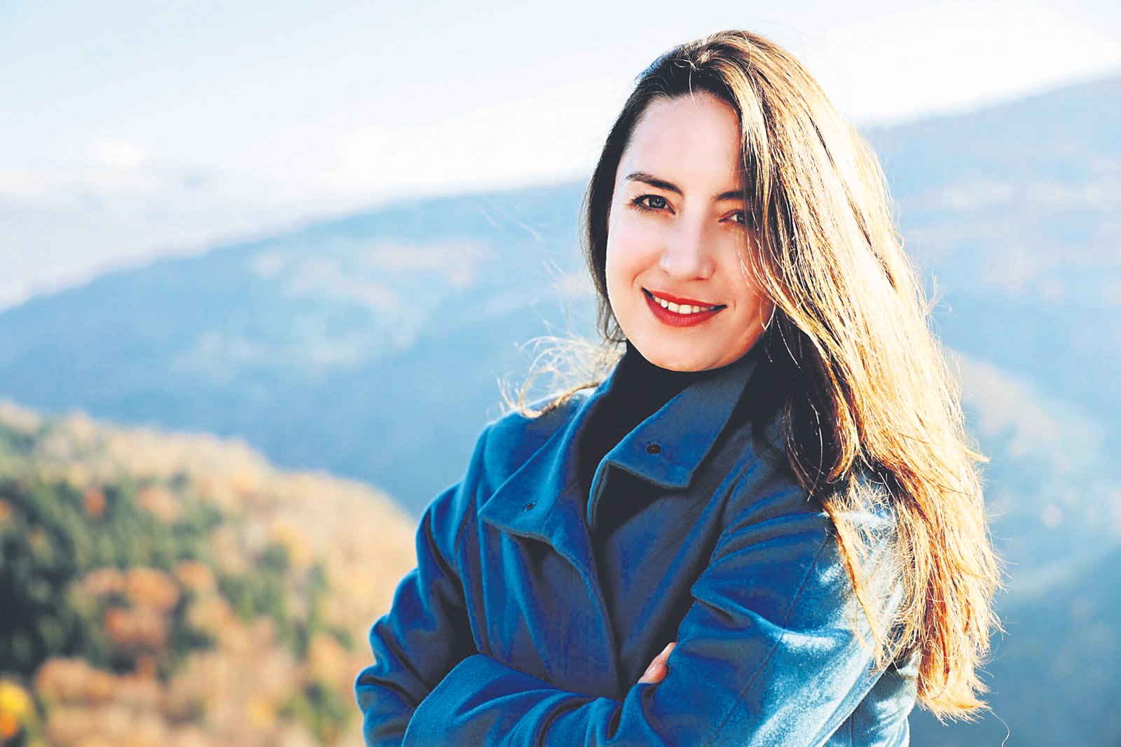 Η Ρουμένα Μπουζάροφσκα σπάει τα καλούπια της πατριαρχίας μιλώντας στον «Ε.Τ.» για το βιβλίο της «Ο ΑΝΤΡΑΣ ΜΟΥ»